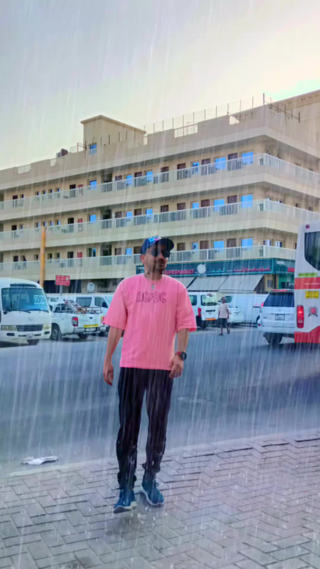 @DUBAI Boy 🇦🇪