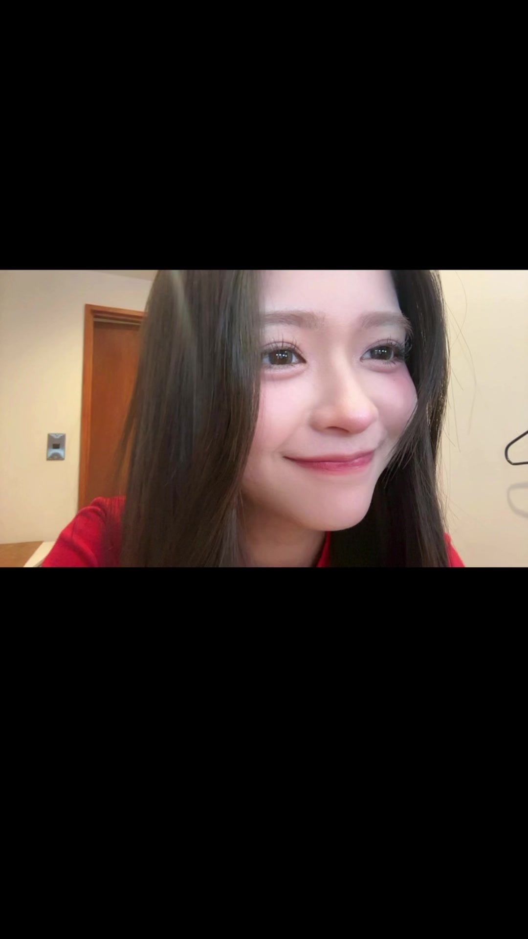 @景井 ひな