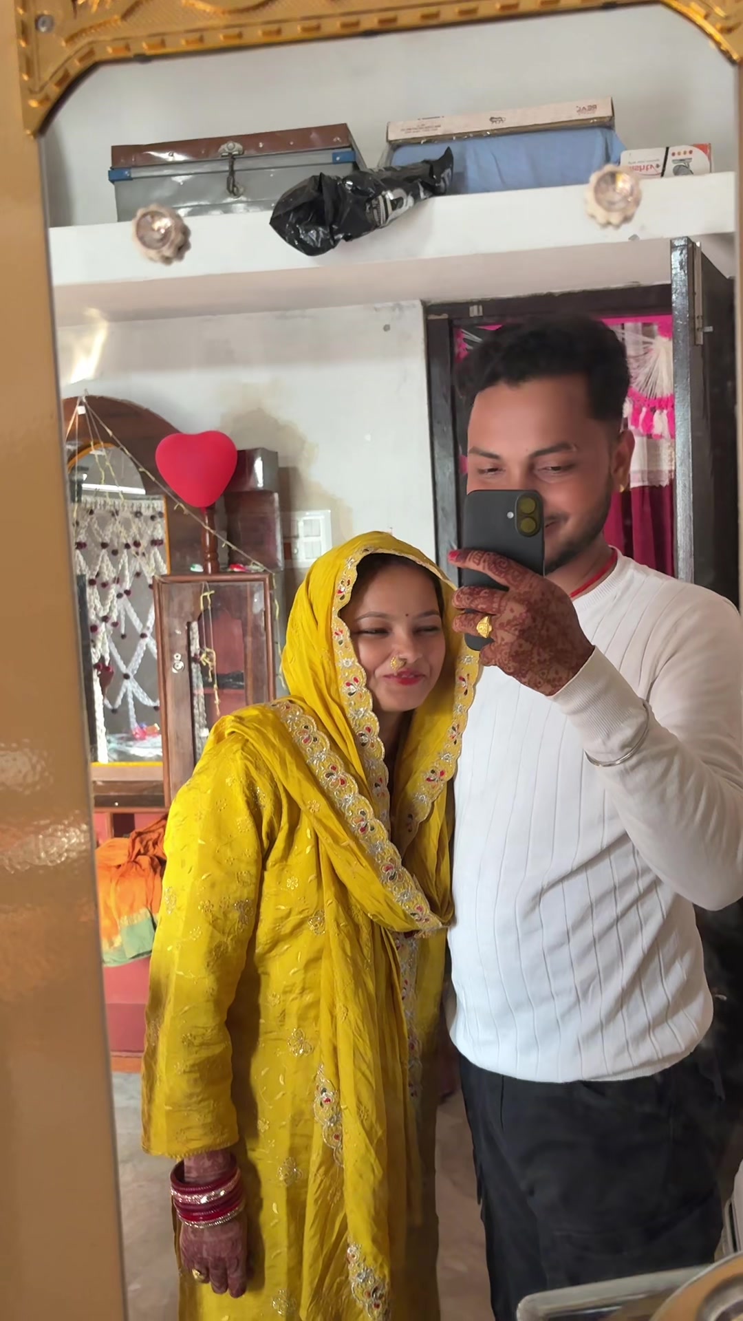 @Aditya 🧿ᥫ᭡