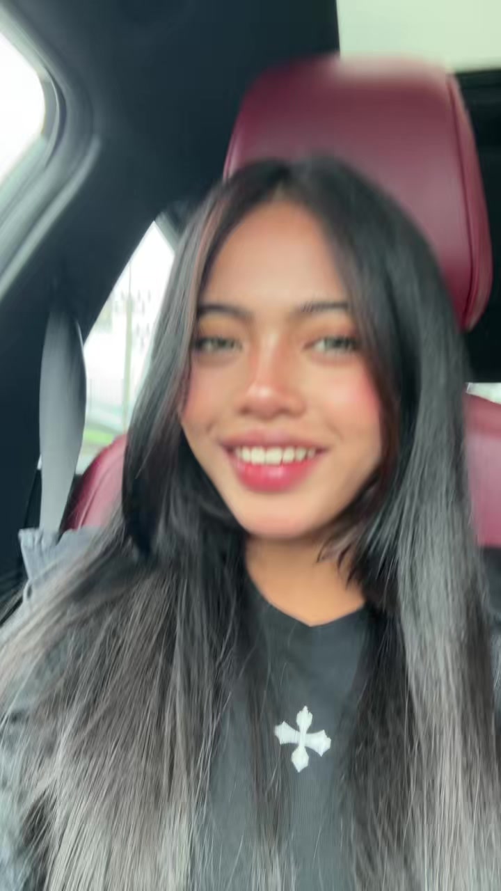 @𝕊𝕚𝕣𝕚 𝕤𝕦𝕟 𝟙𝟠 ✨