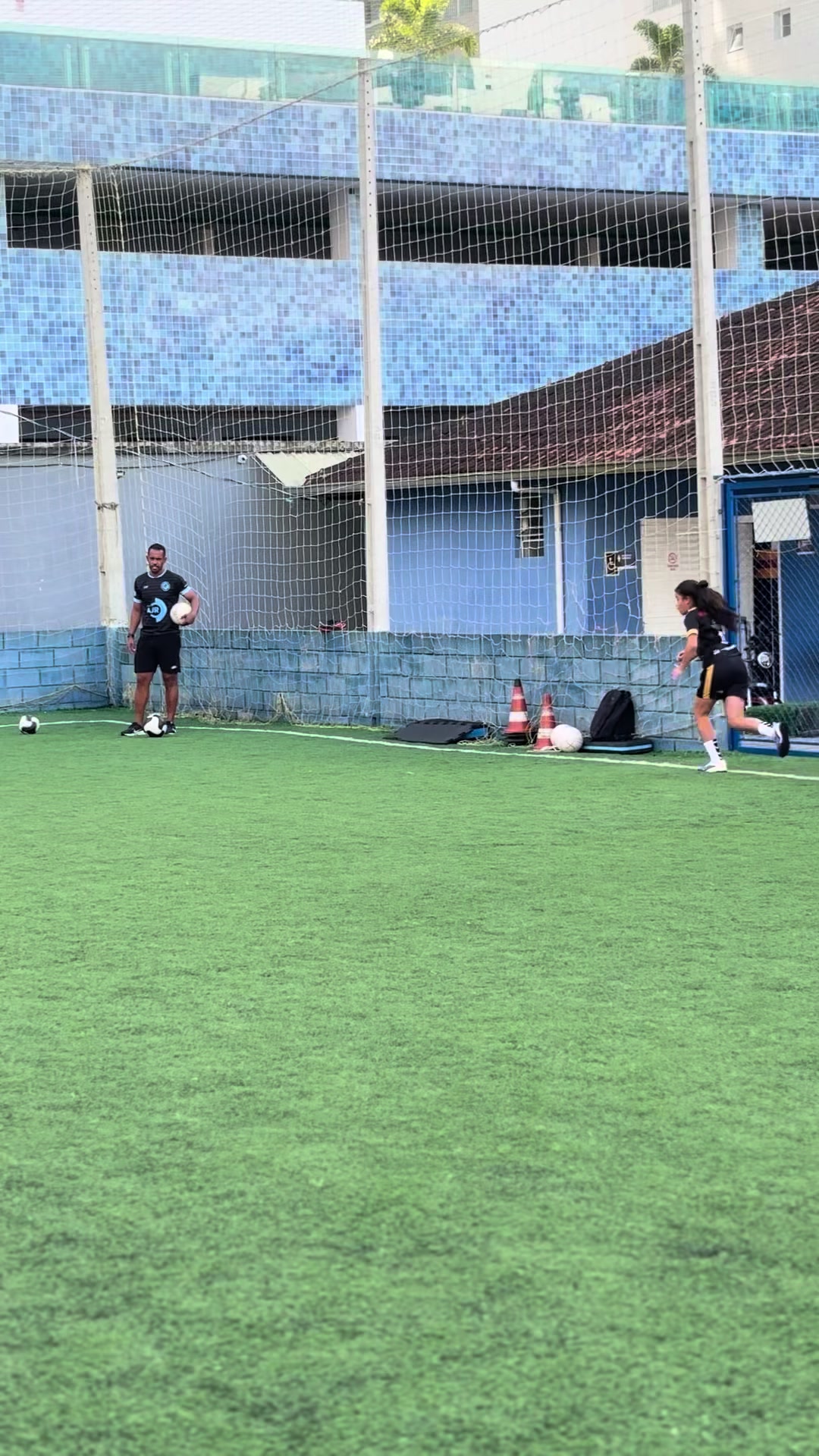 @Mike Fernandes - PERSONAL ⚽️