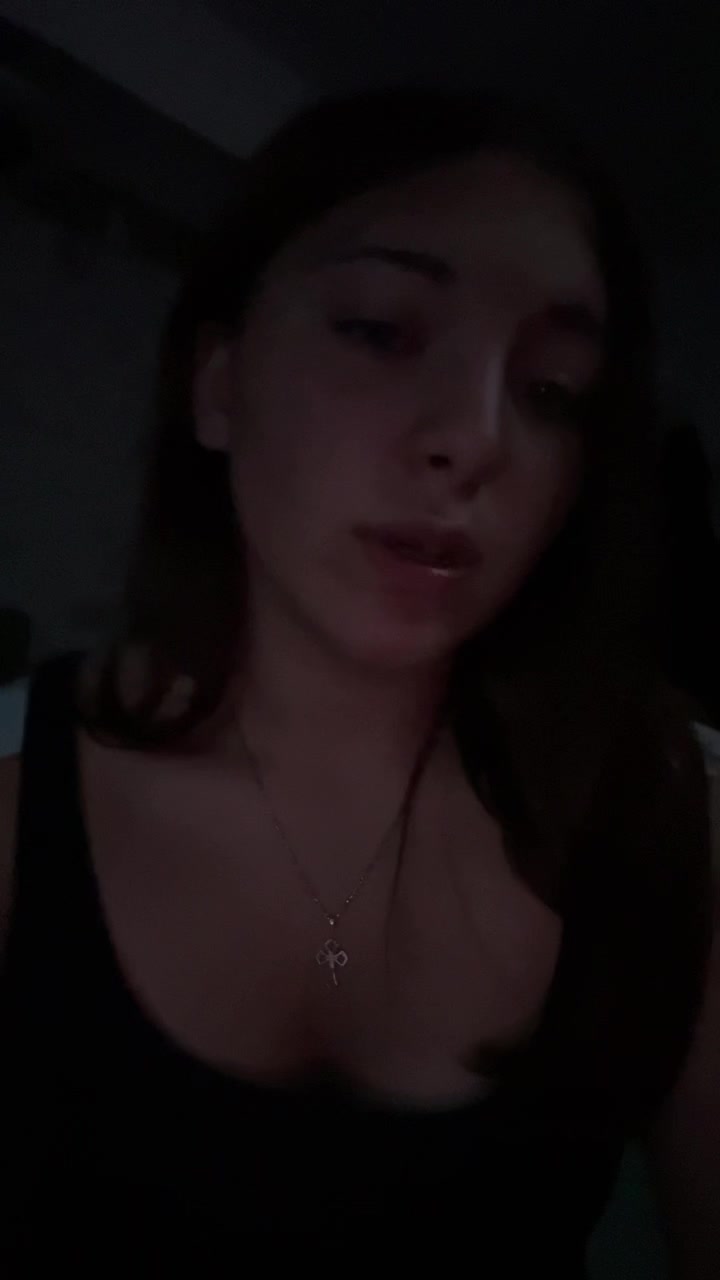 @Laripariiii