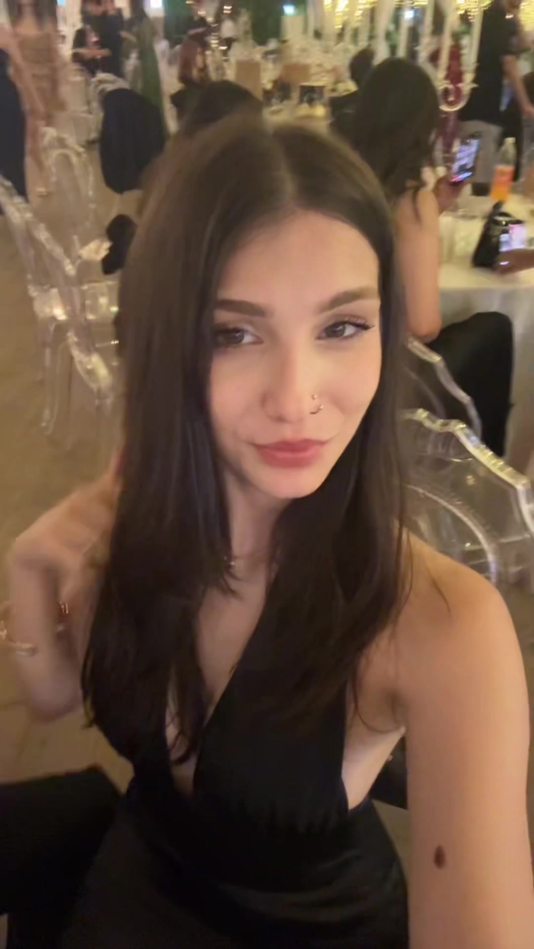 @Asya Akmaz