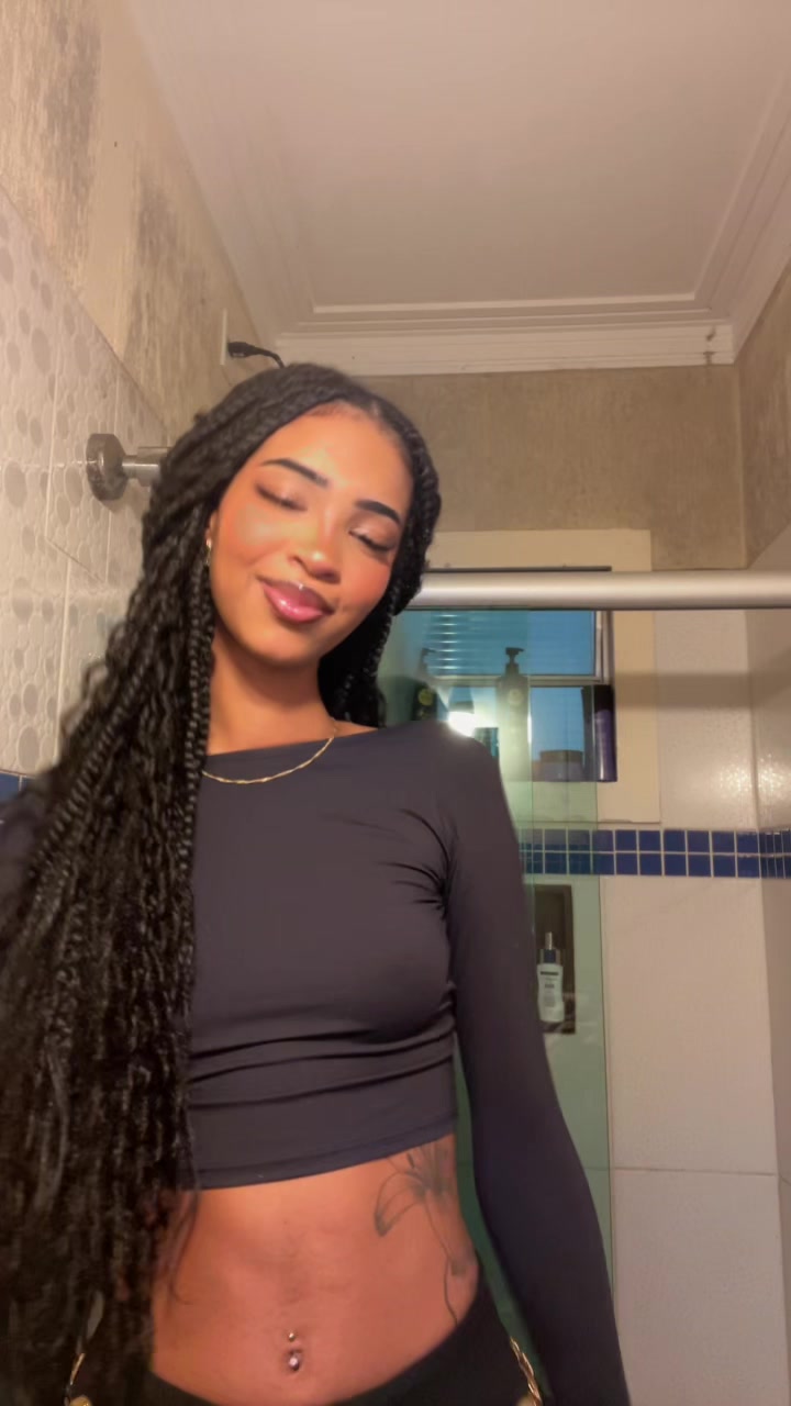 @Hipólito