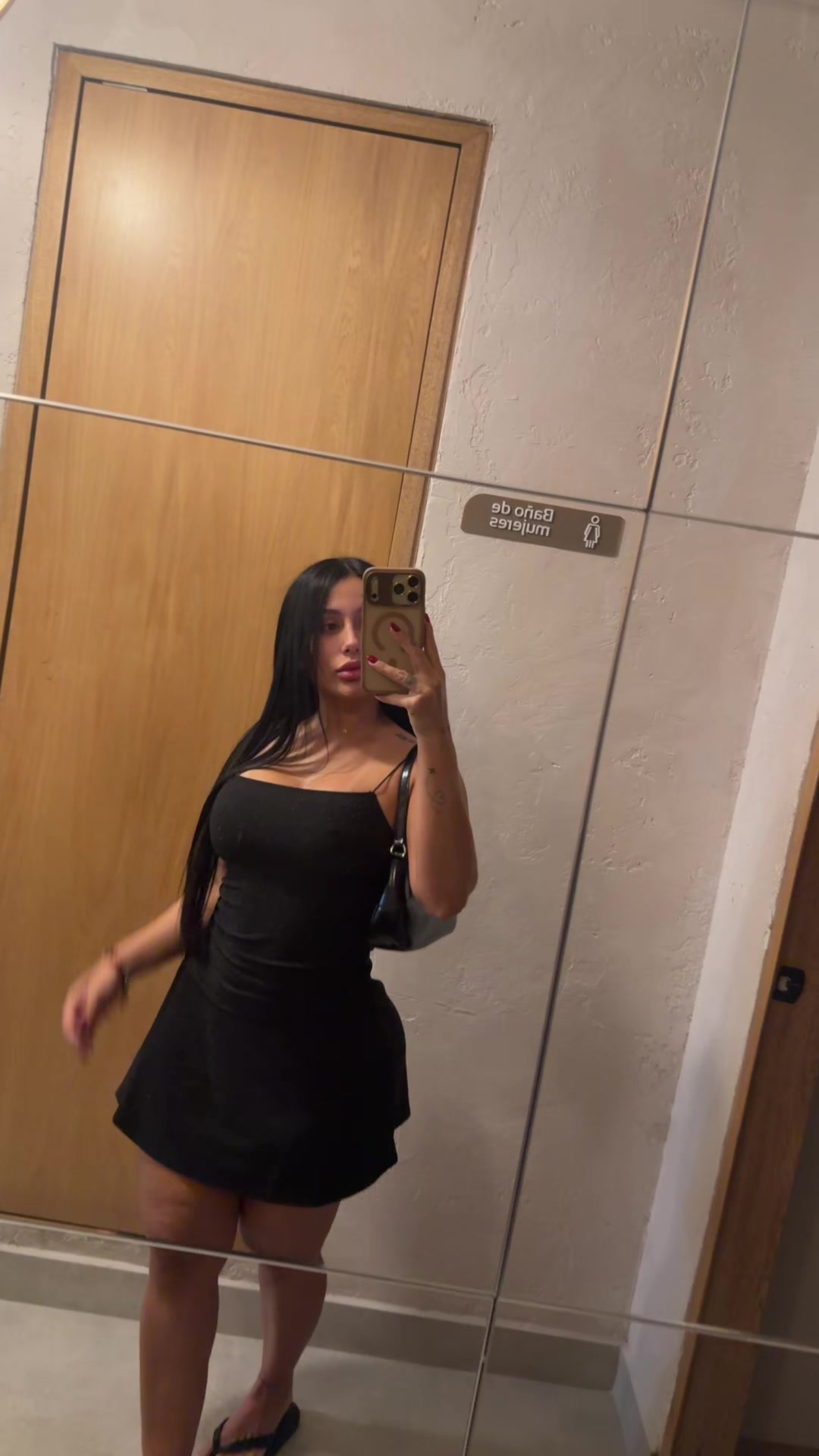 @🧿 Daniela Ochoa