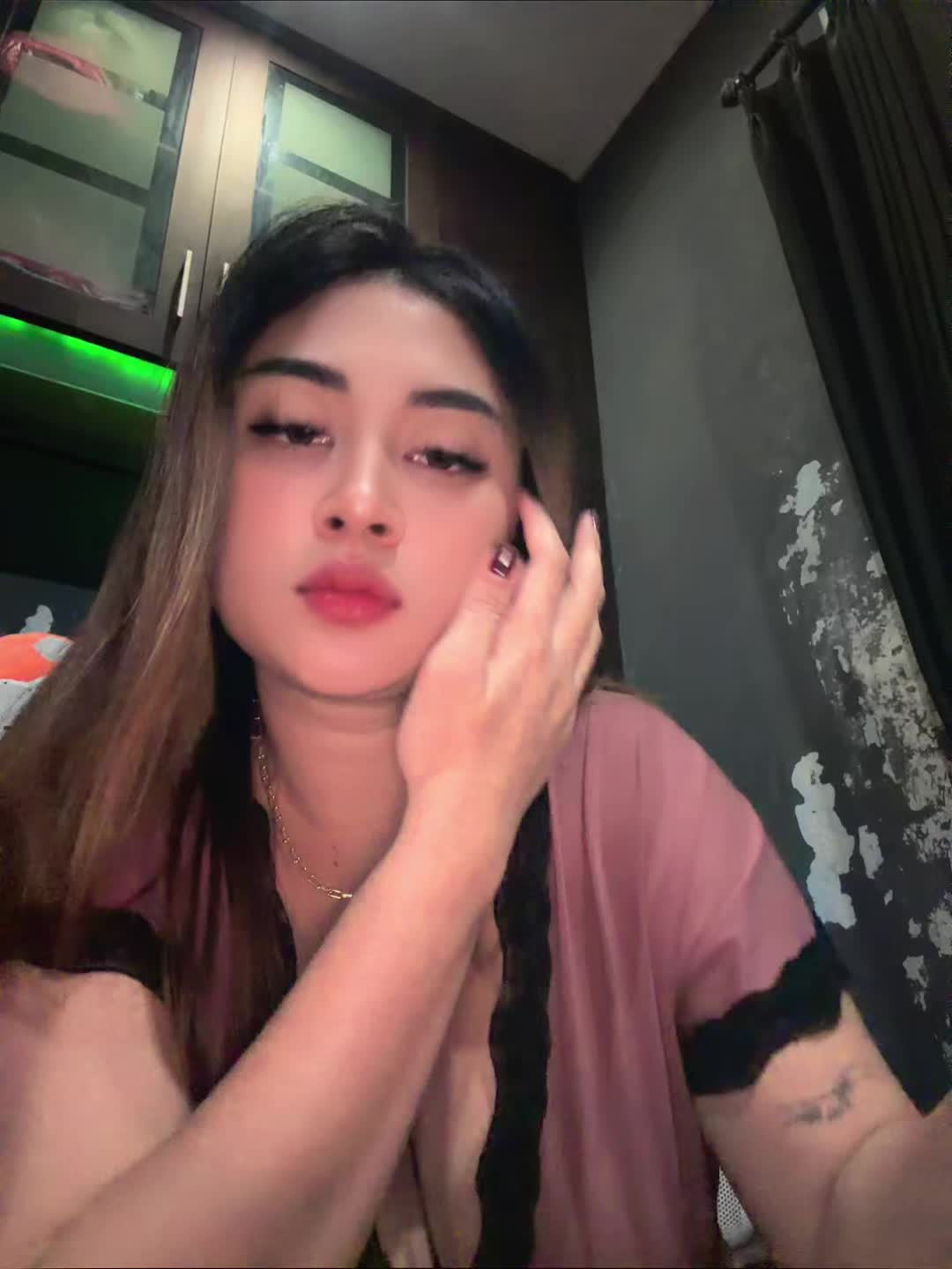 @putusriayutarisa