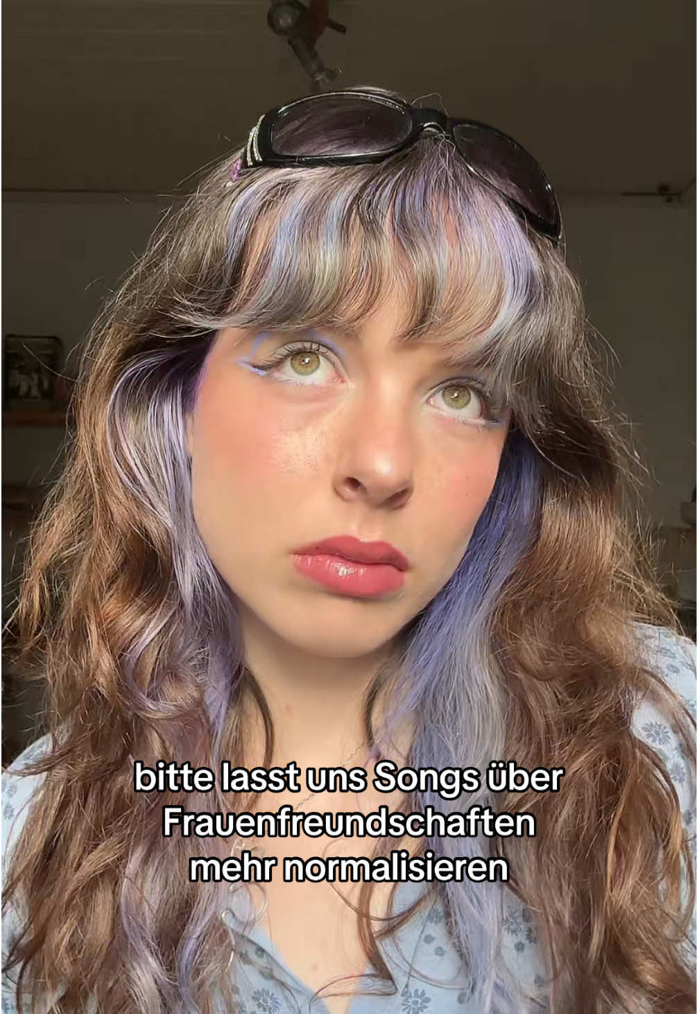 @Juliana 💜