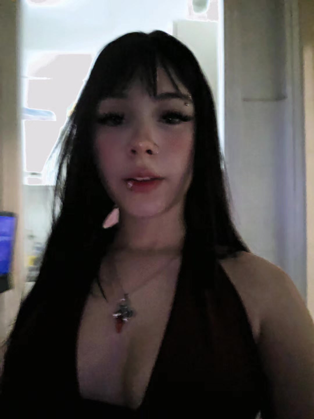@stezinha_0)