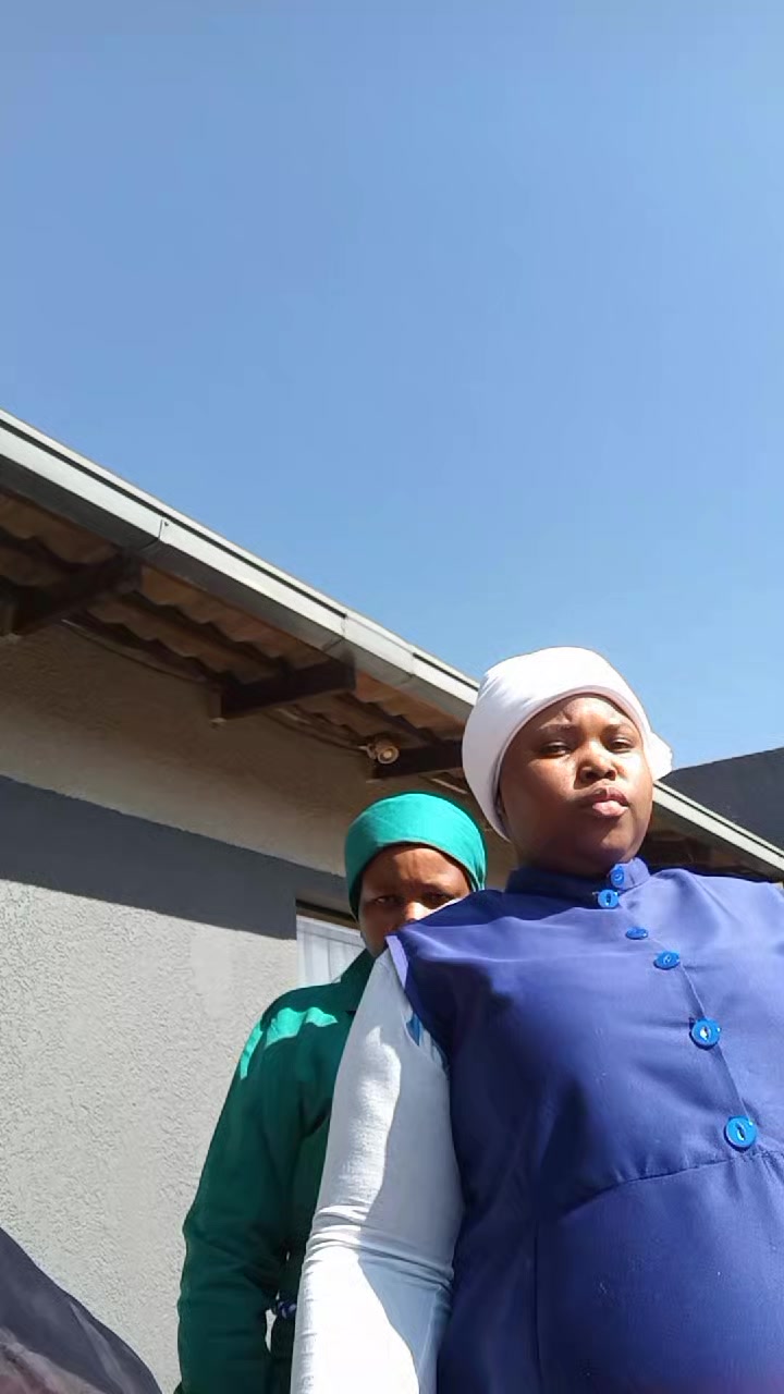 @SthembisoMrholozi🐾