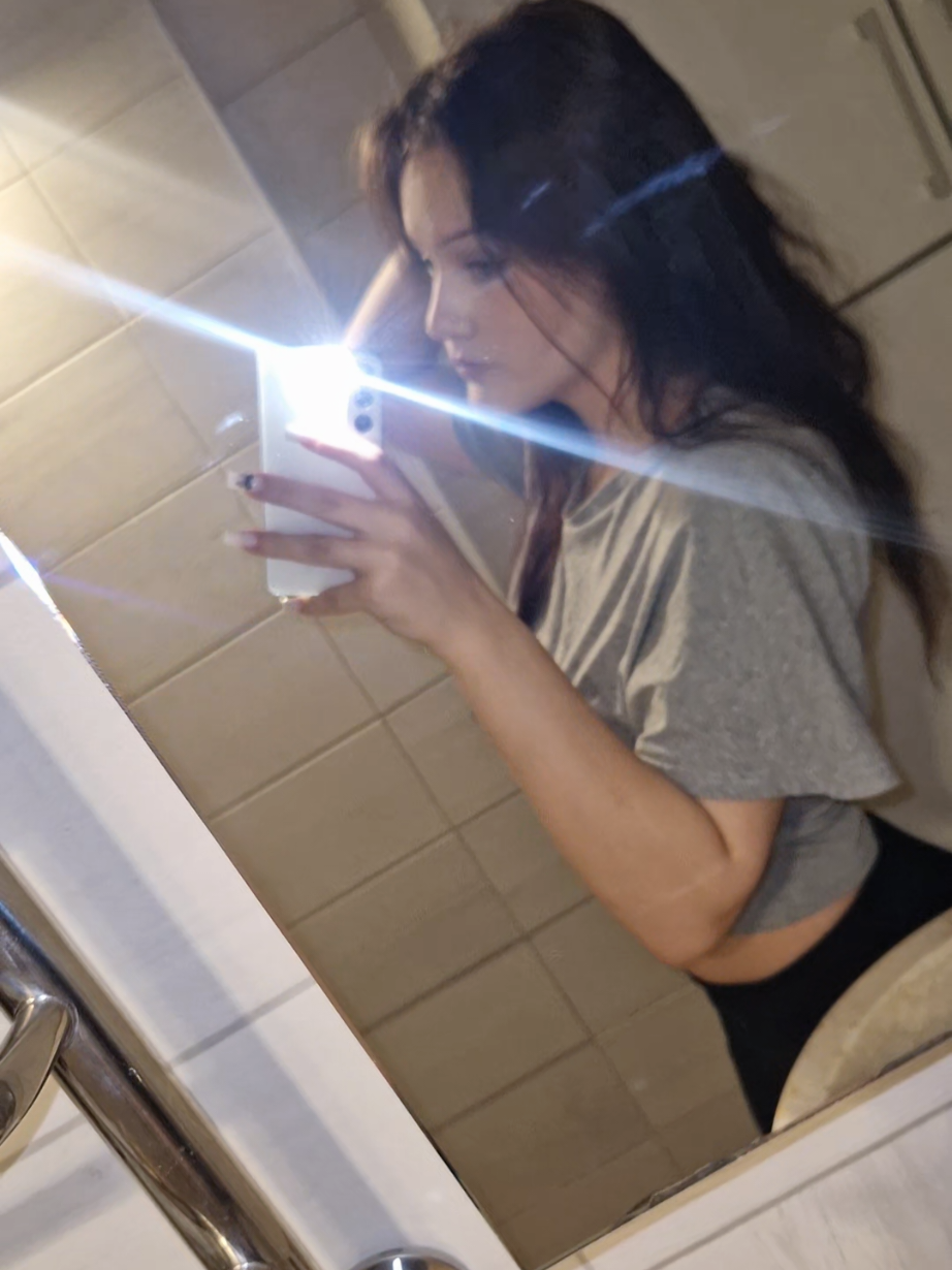 @y