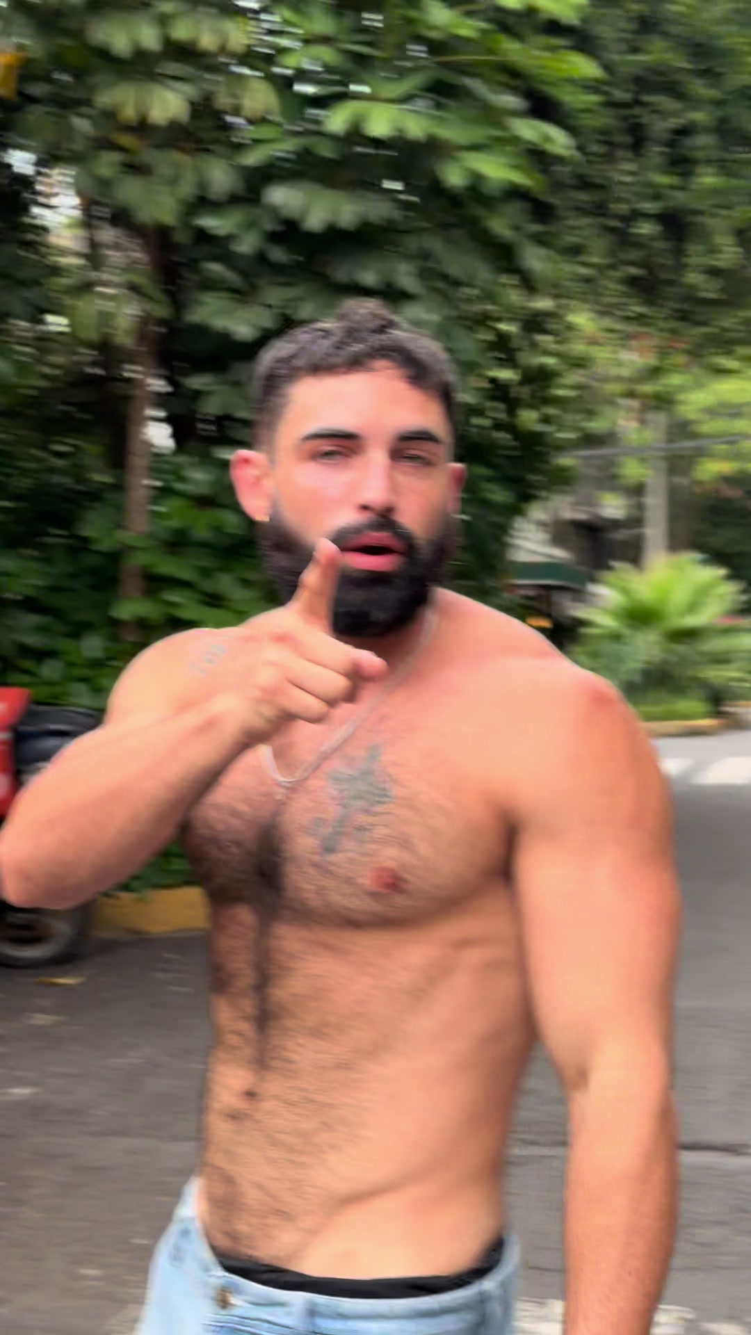 @nicobravo