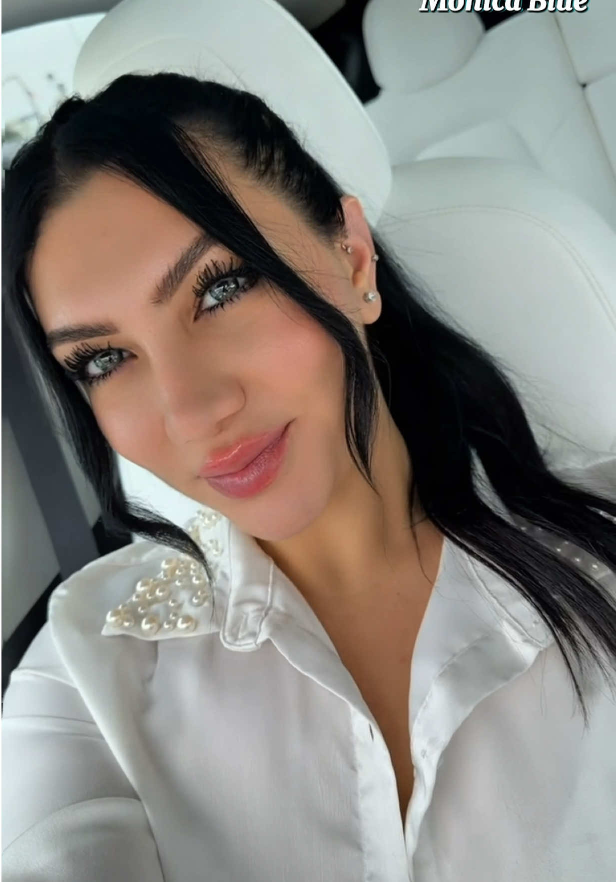 @Reeva 🦢