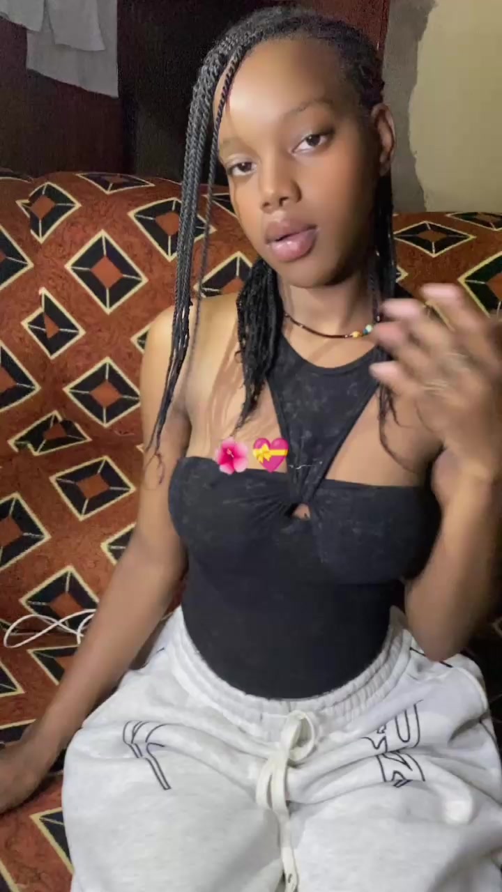 @Pretty——Linda 🫂🤤❤️🩹