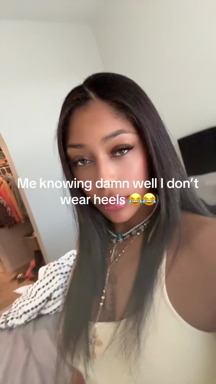 @Pinklaflare