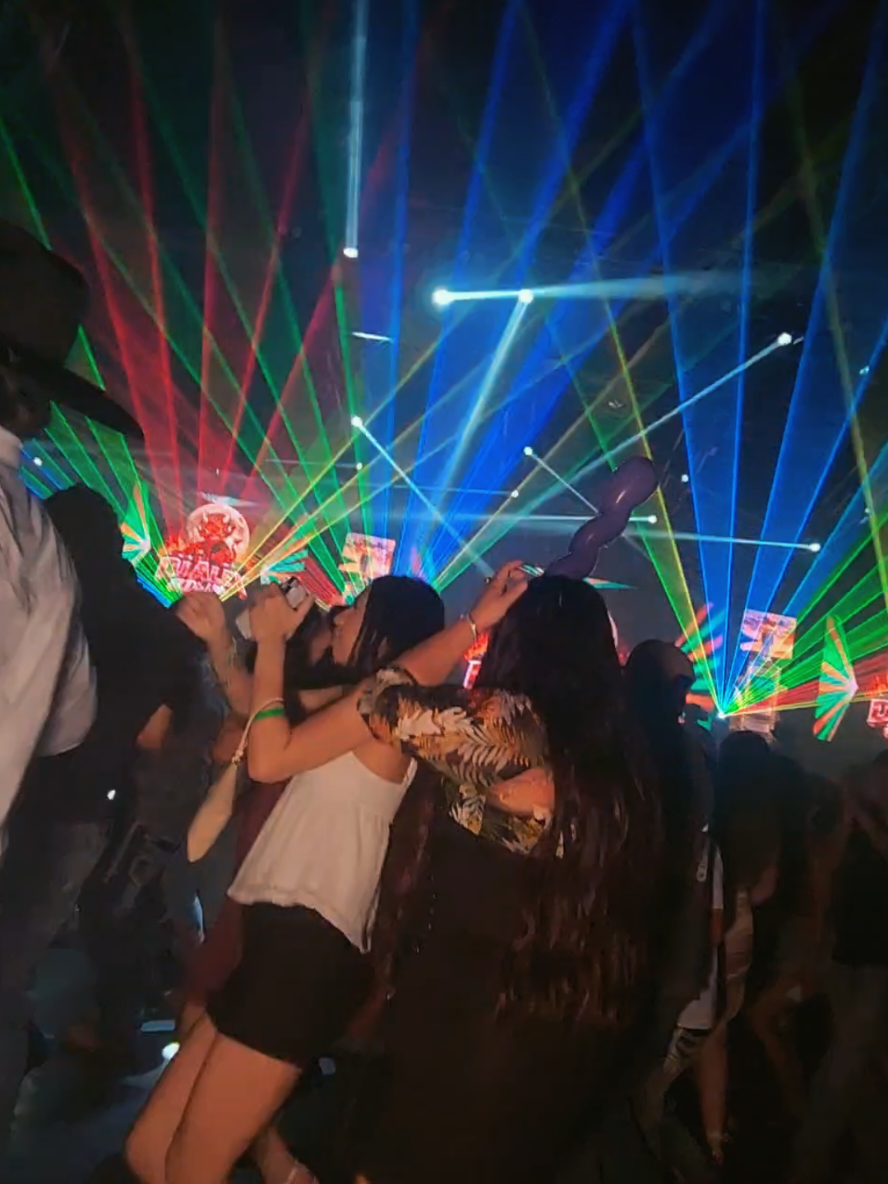 @escapade2001houston