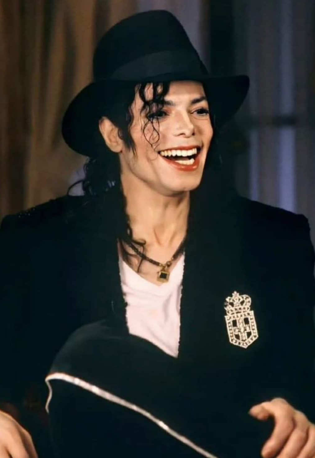 @👑 MJ Visuals