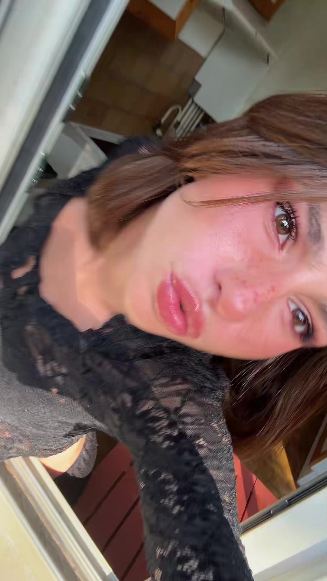 @Elisavaloren