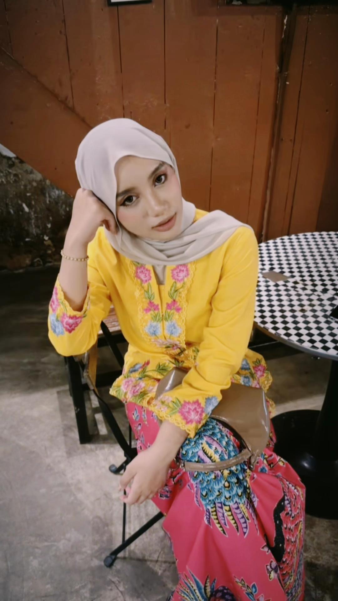 @diya eldina