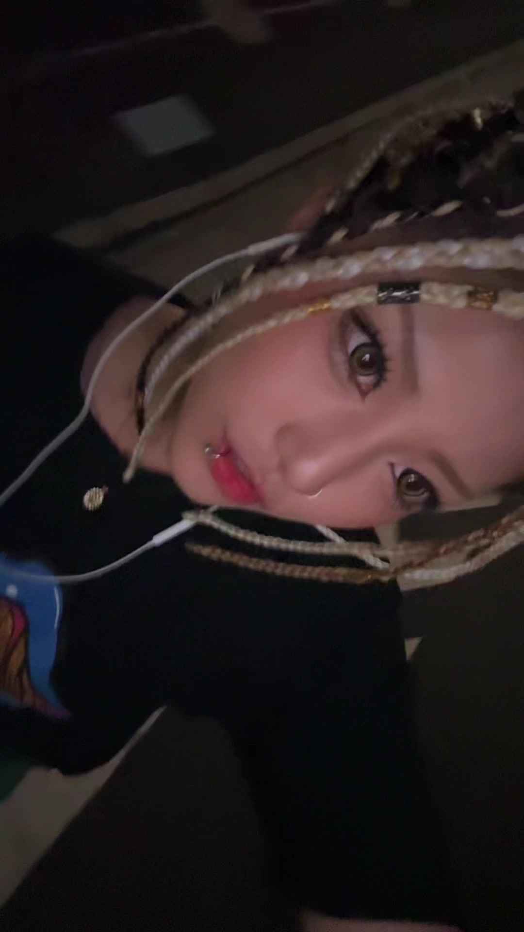 @𝗥 𝗔 𝗡 . 🌺