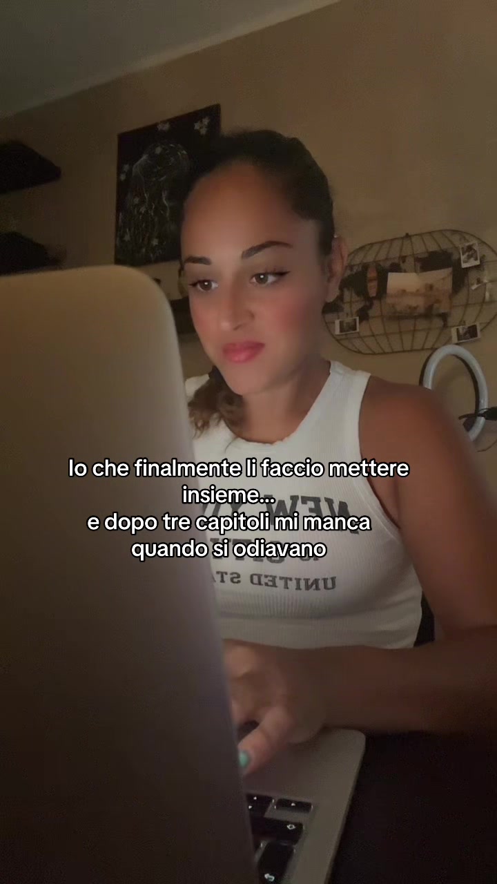 @Hellen_Autrice