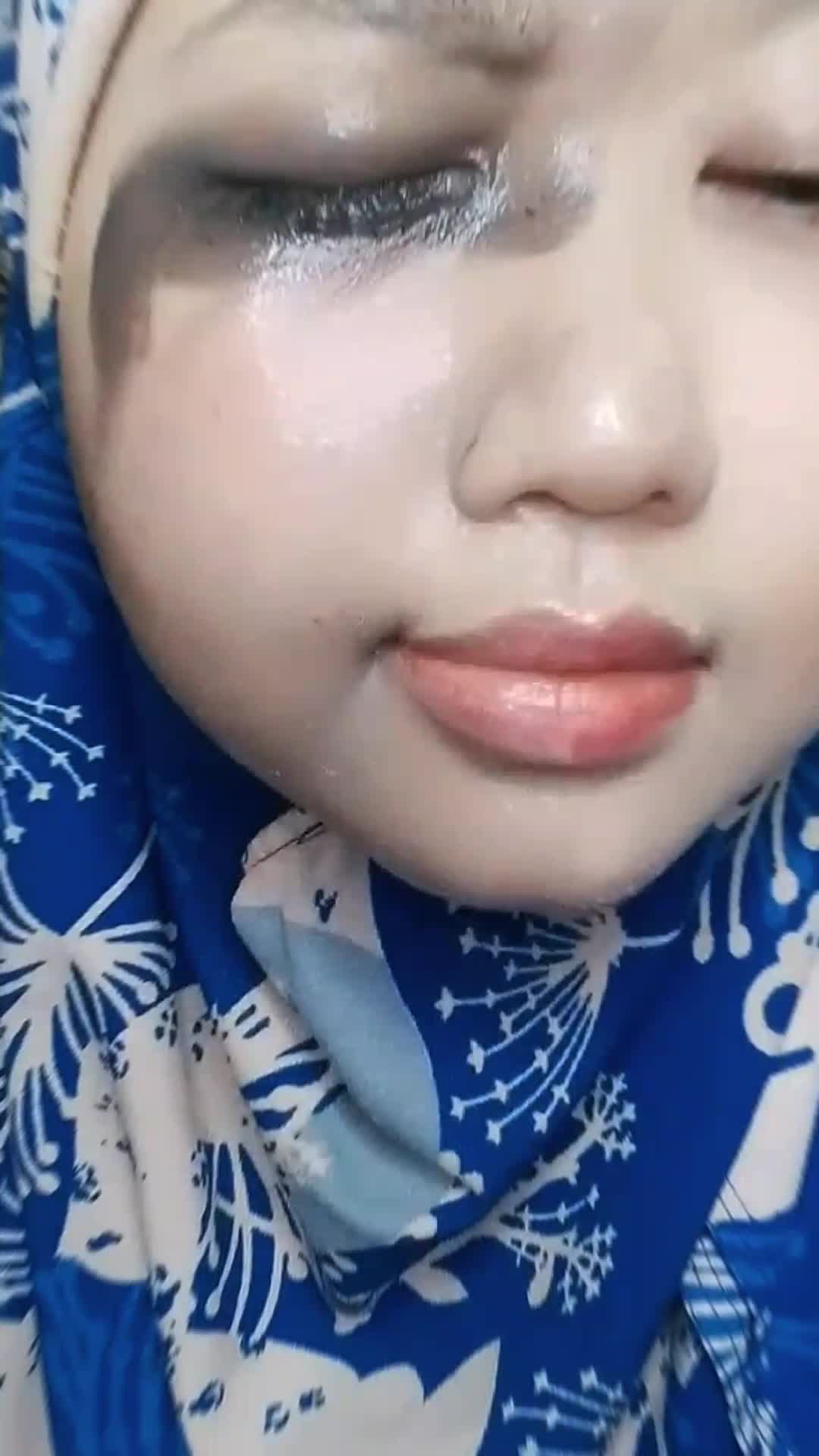 @AINAANIDA