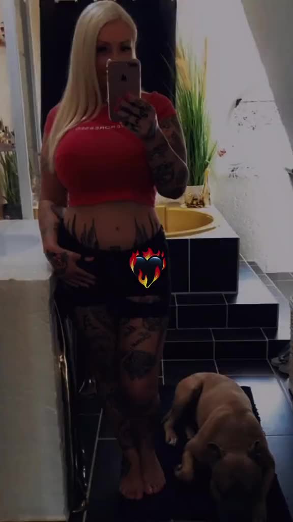 @Melli_777_