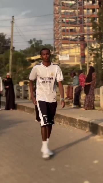 @Naanoow 🇸🇴+🆎