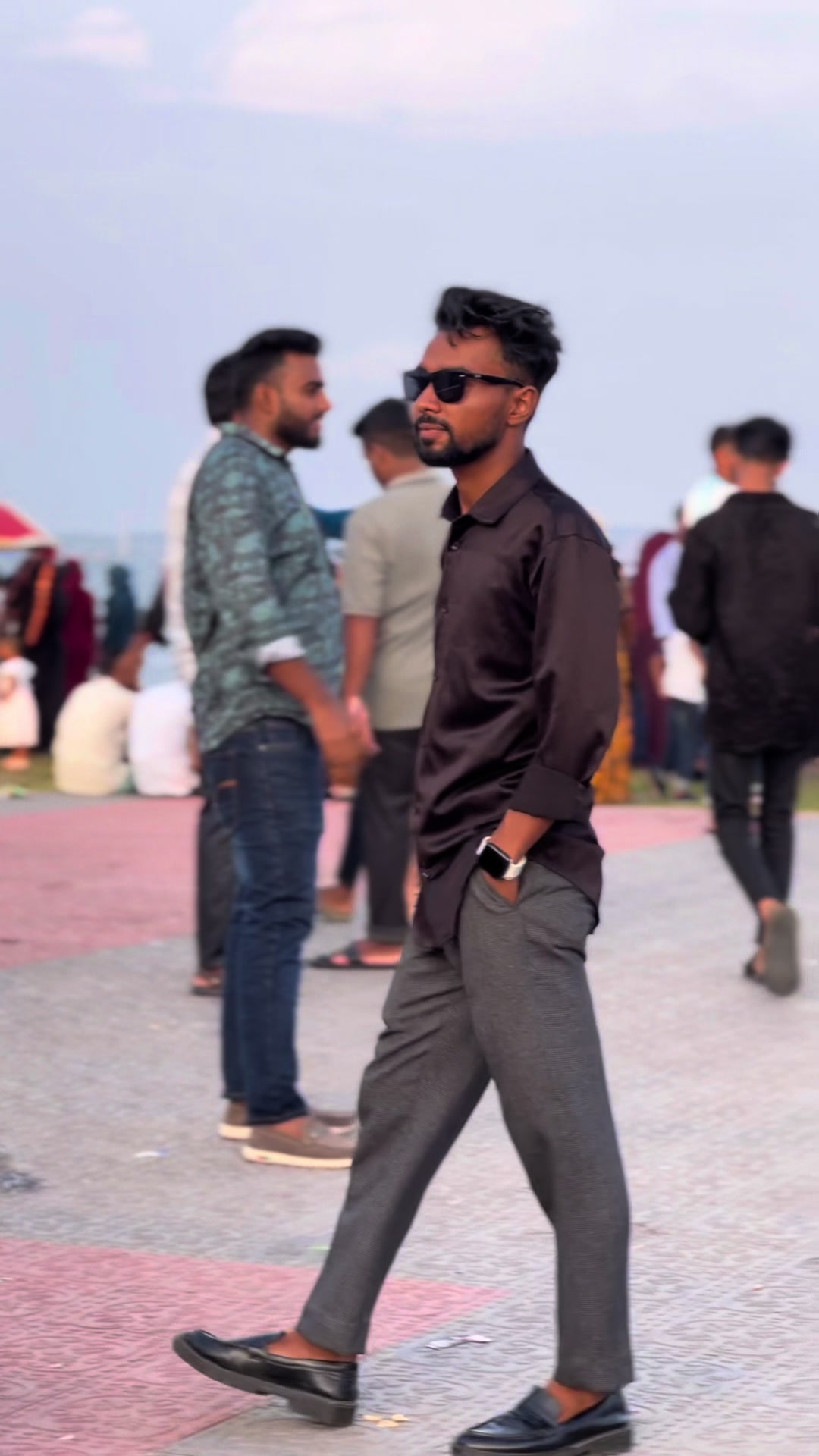 @Raj Ahamed đĩ