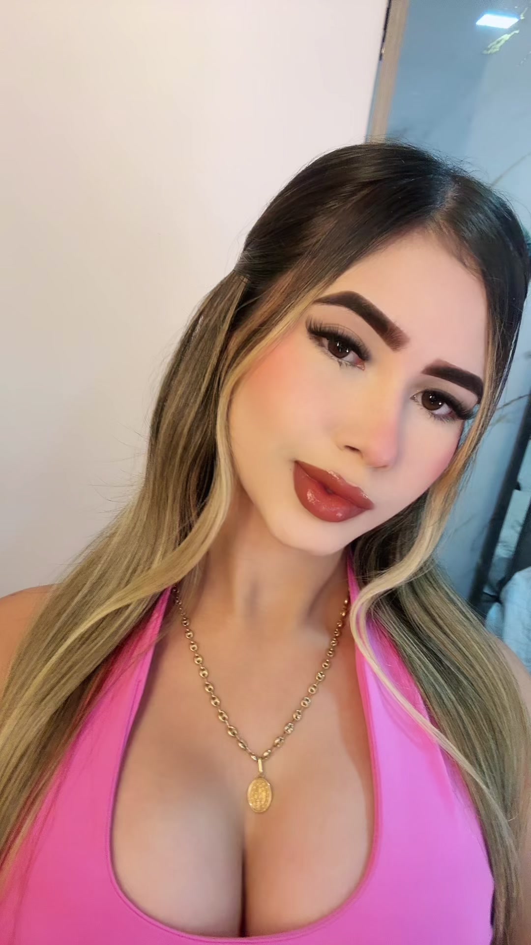 @𝓥