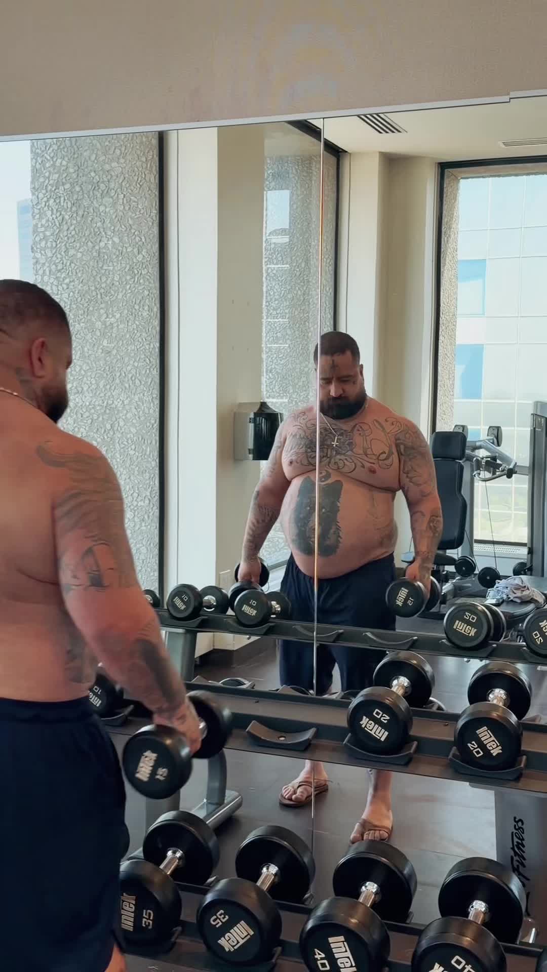 @Mannybagadonuts