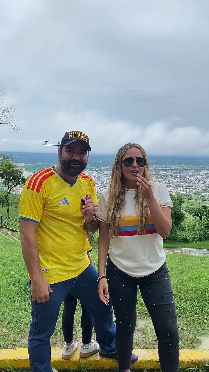 @#FirmePorLaPatria