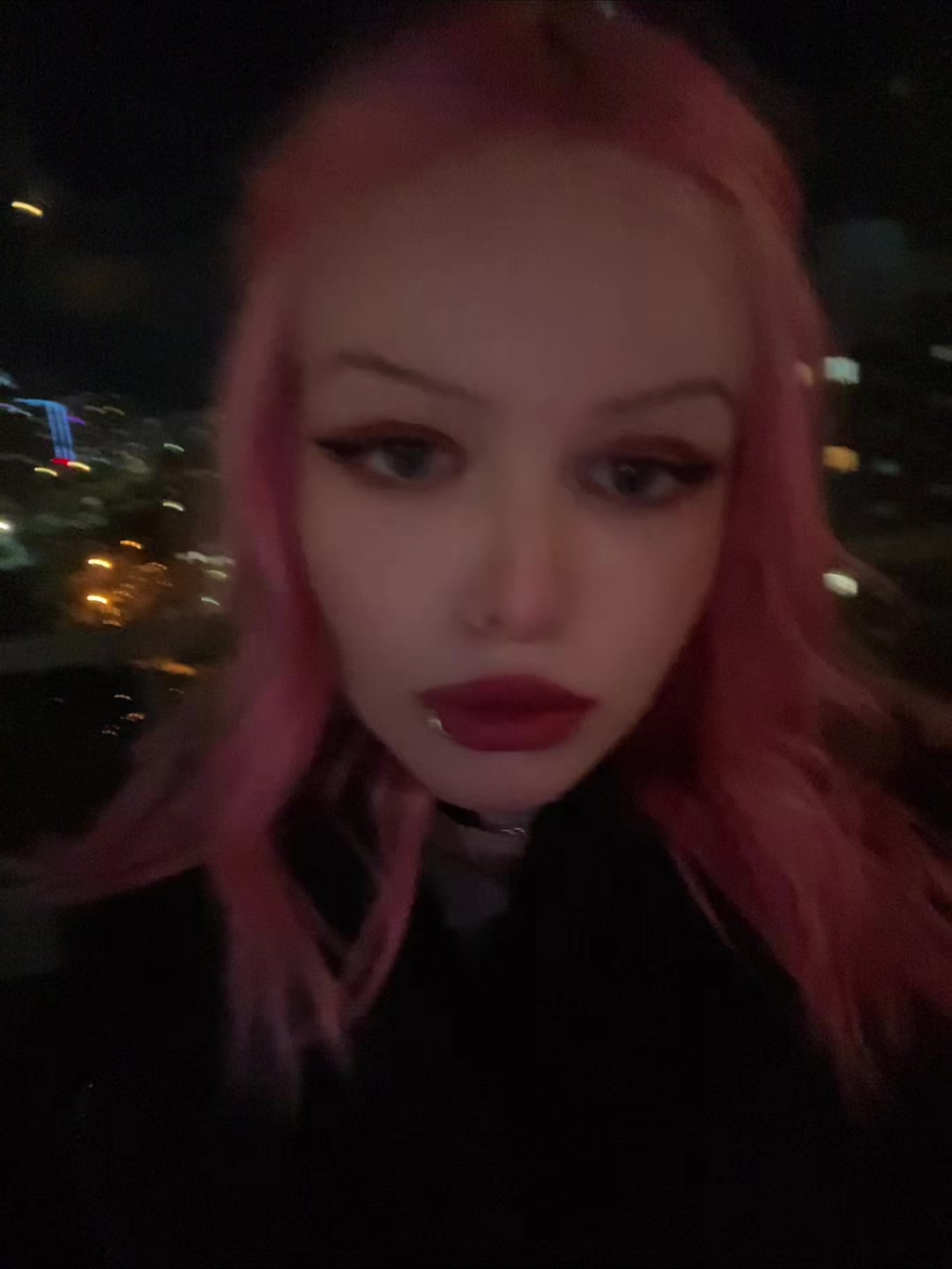 @whoisronnimr