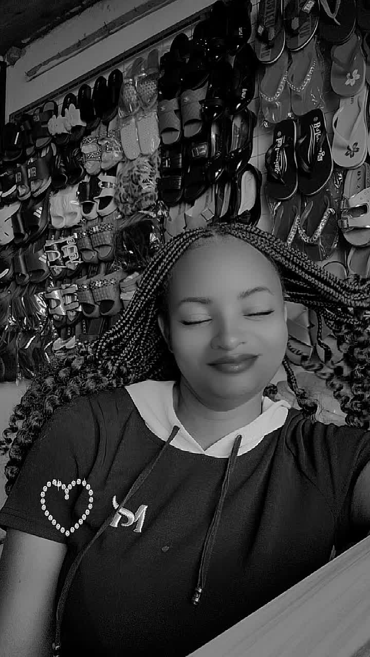 @Maria kasule🥰