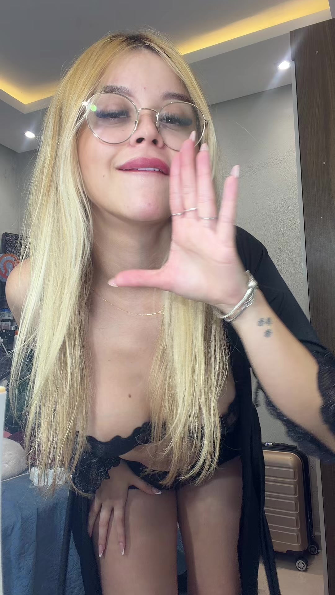@alinegomes.ofc