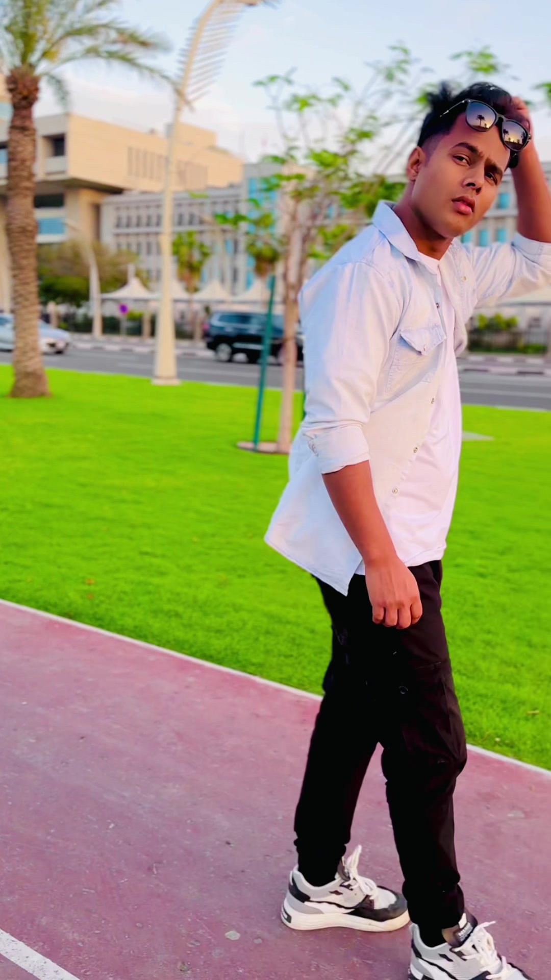 @Tousif khan 🇶🇦