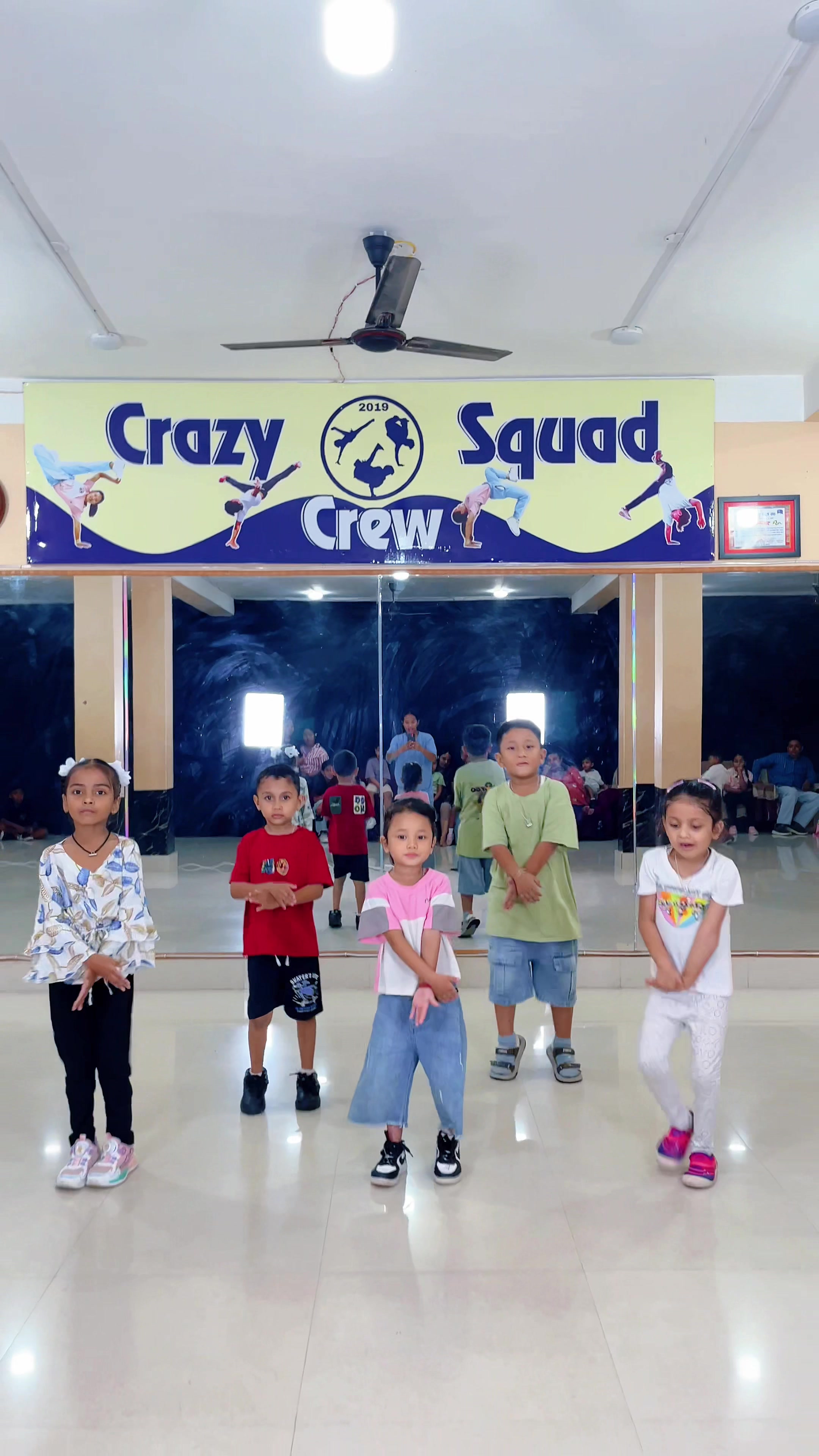 @Crazy Squad Crew