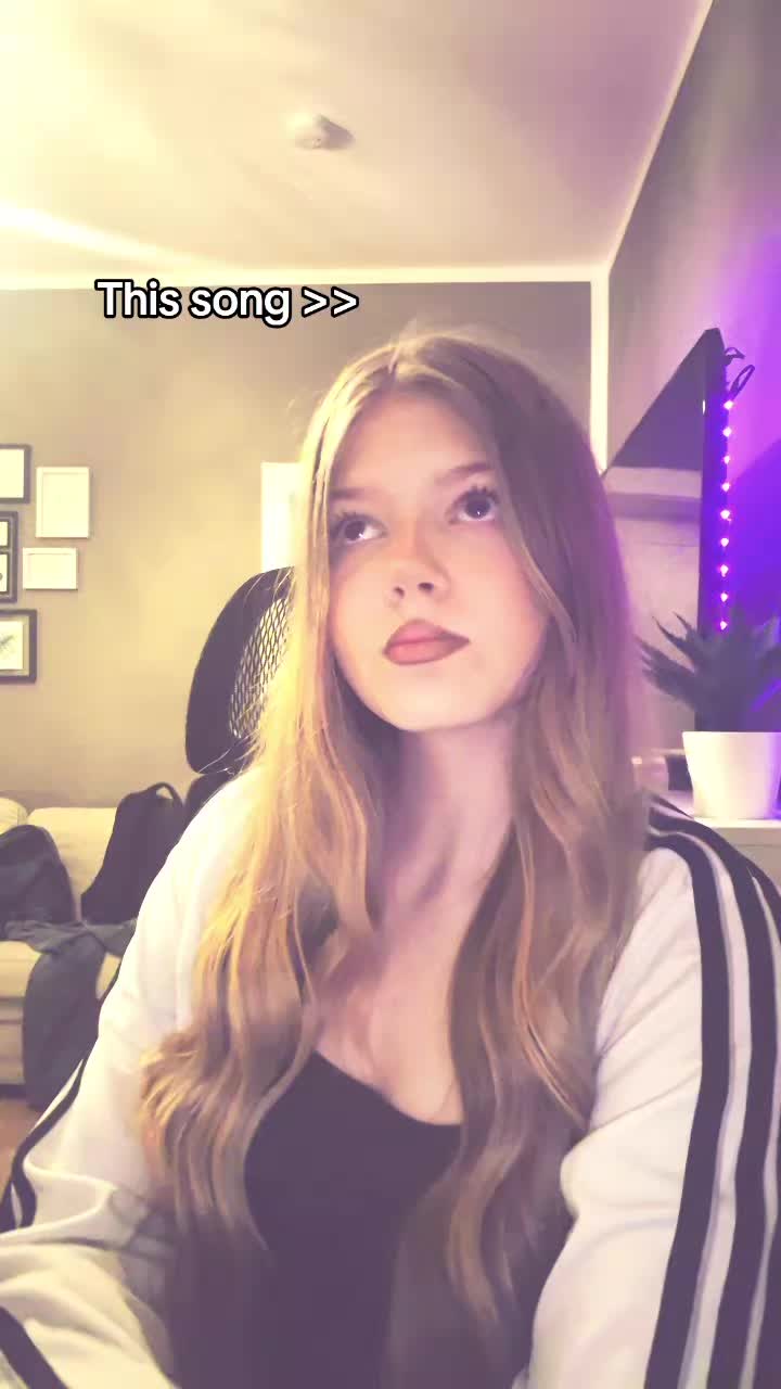 @𝒫𝒾𝒶🌺