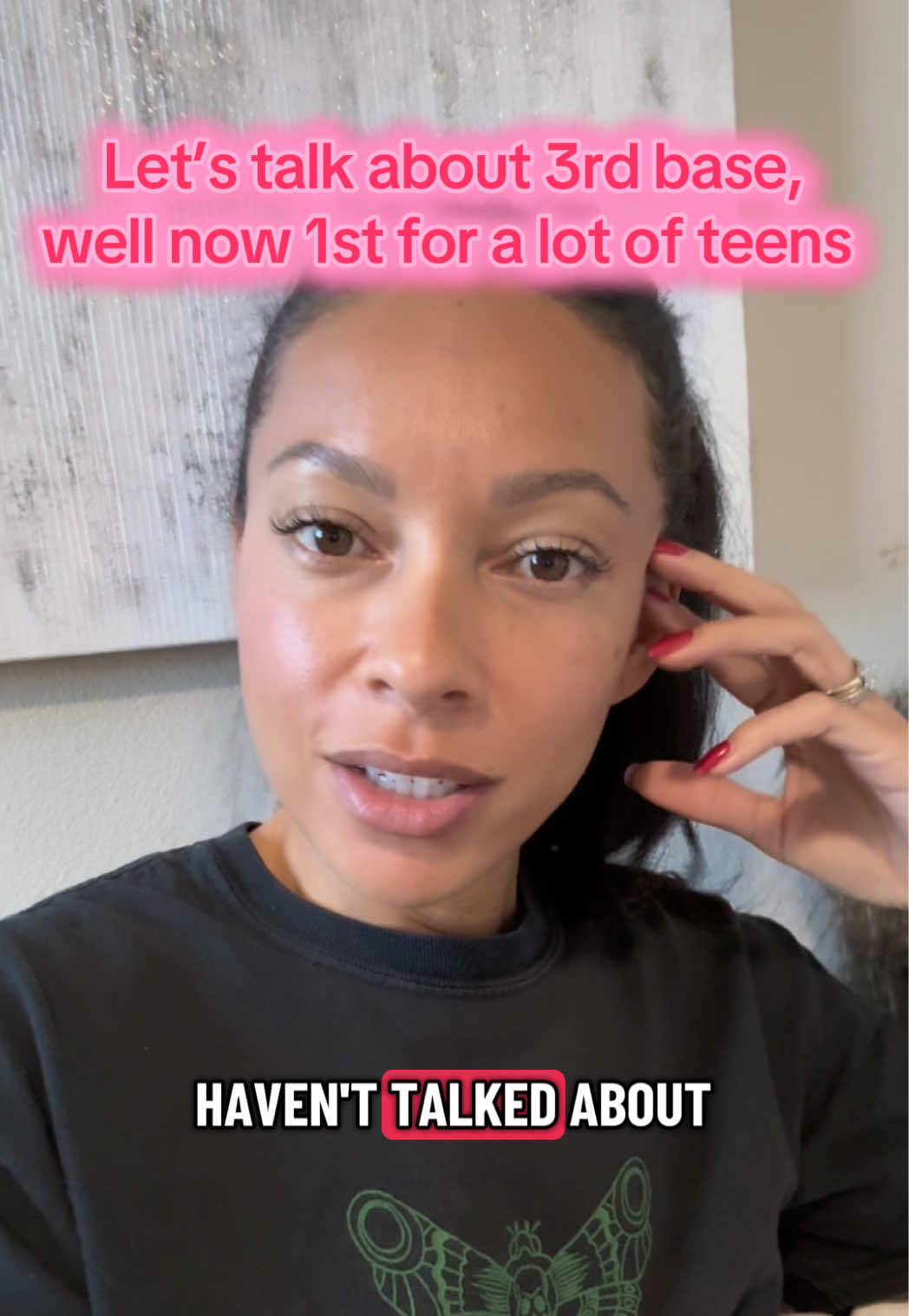 @Alicia Leslie- Author