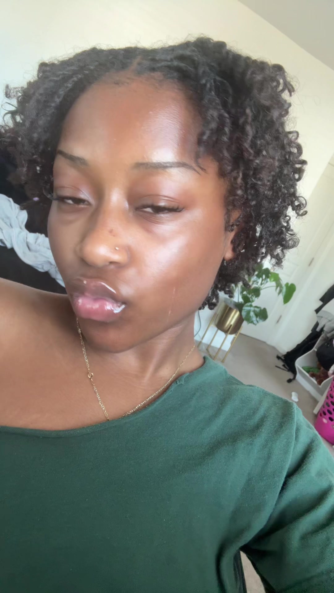 @Rayneee