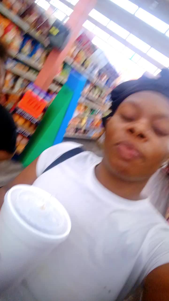 @Queshia