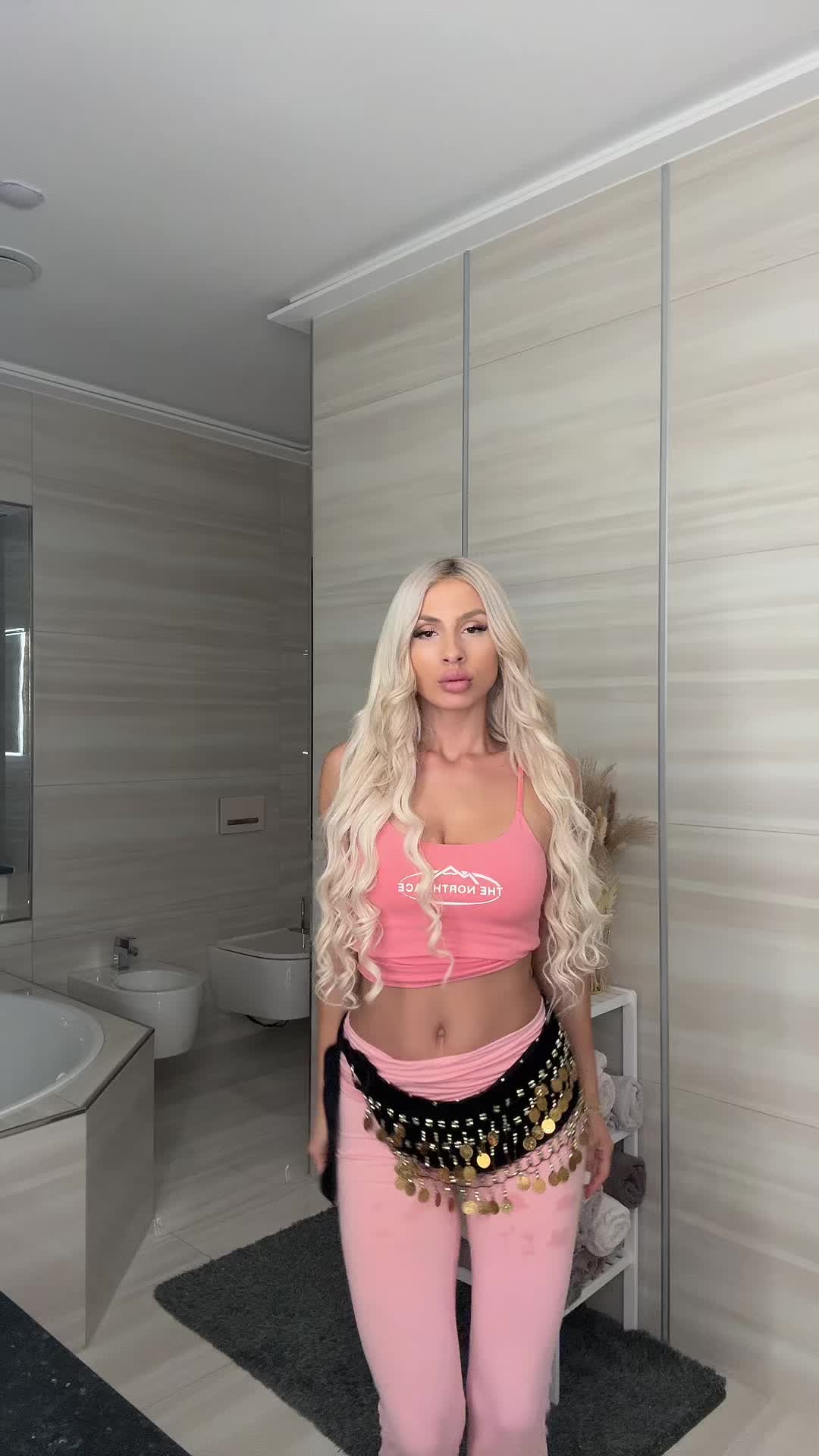 @Vazzzle