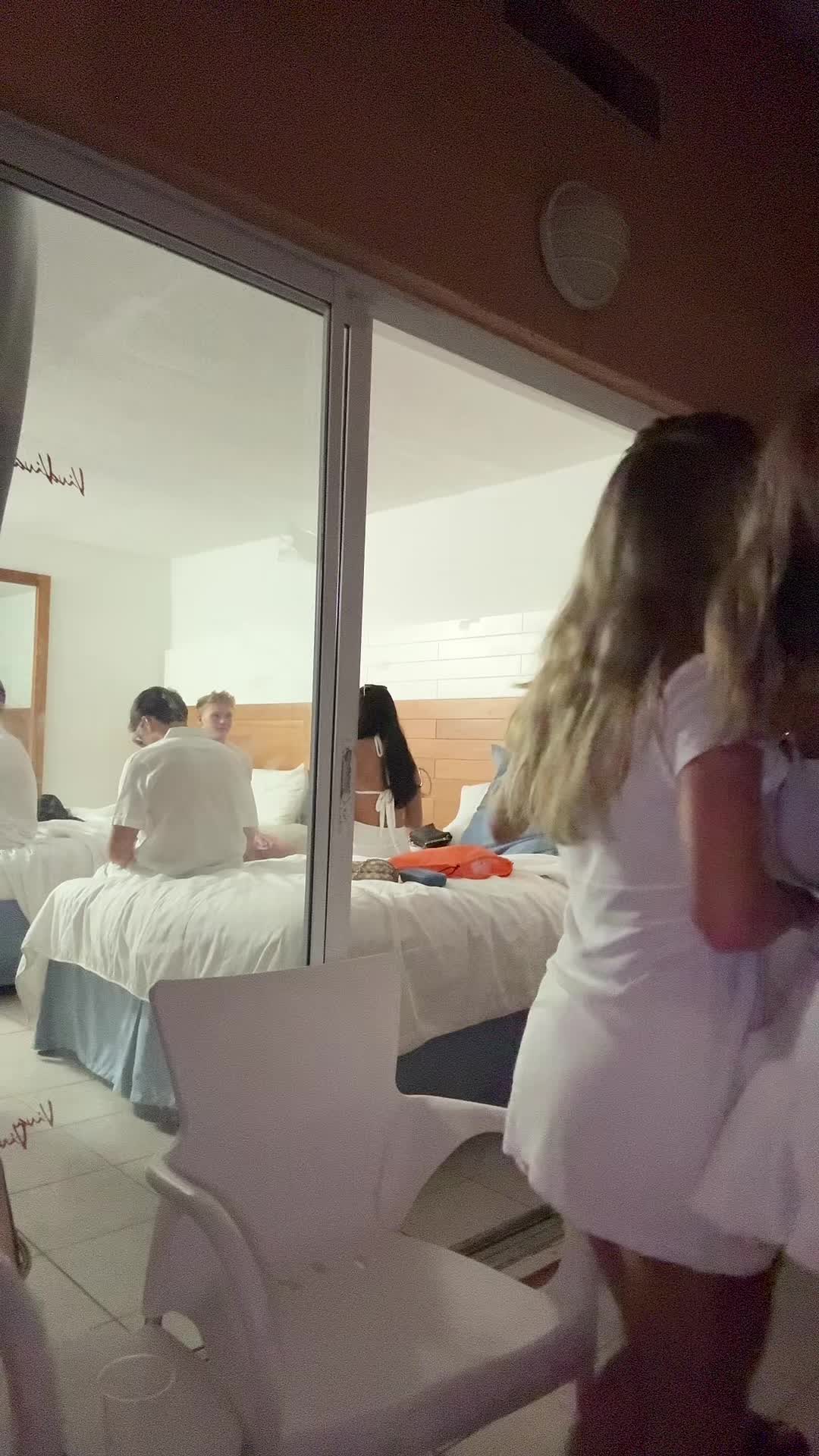 @avaluelleee