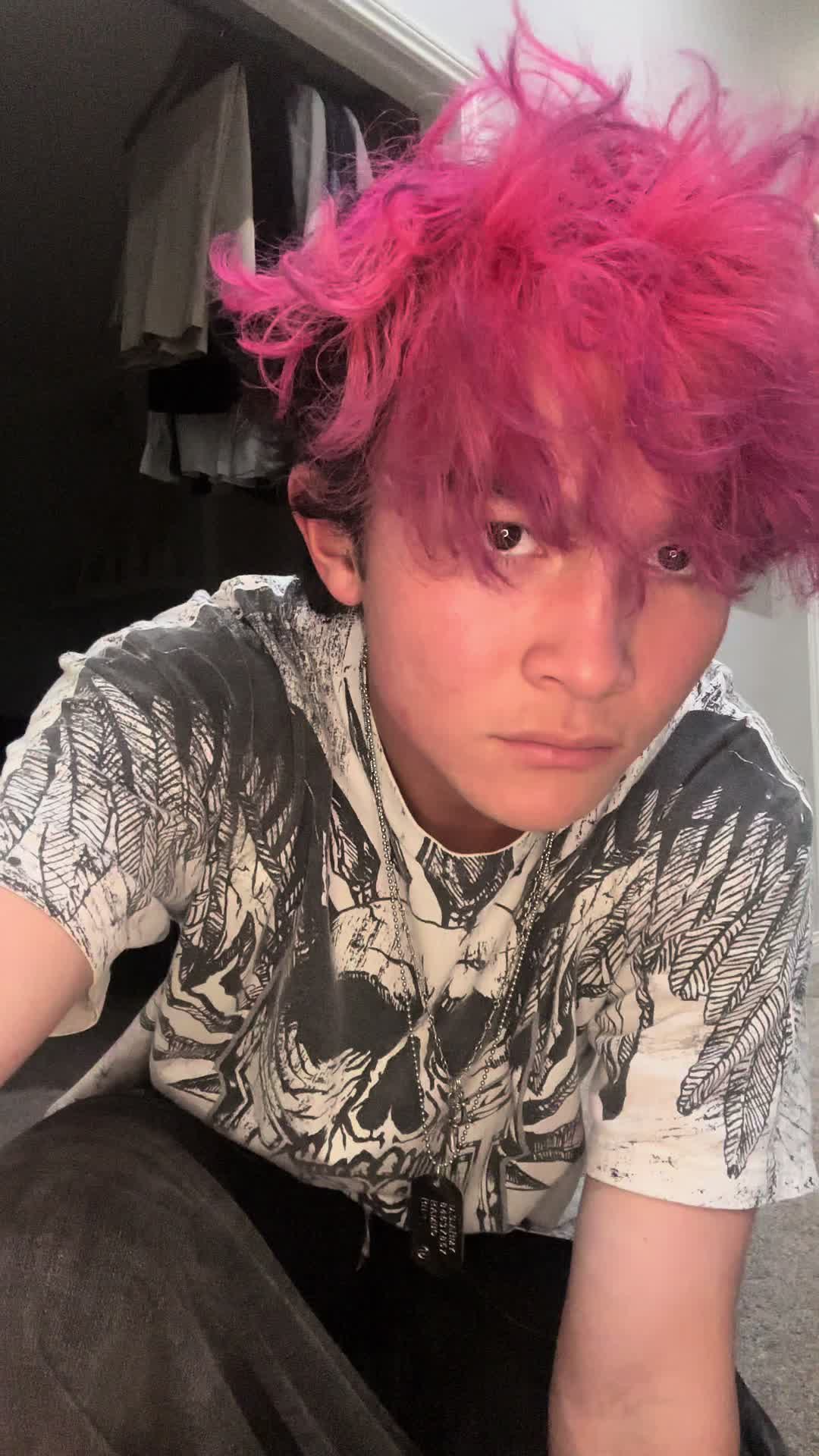 @willywasian