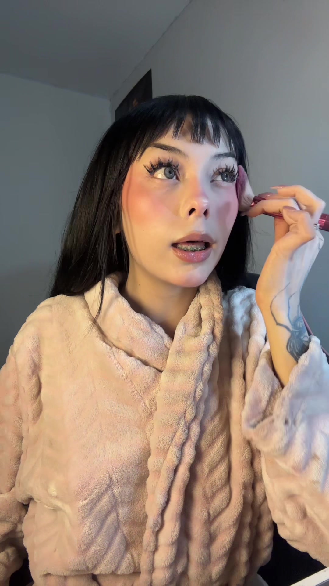 @SkinnyGhostiee🧛🏻♀️