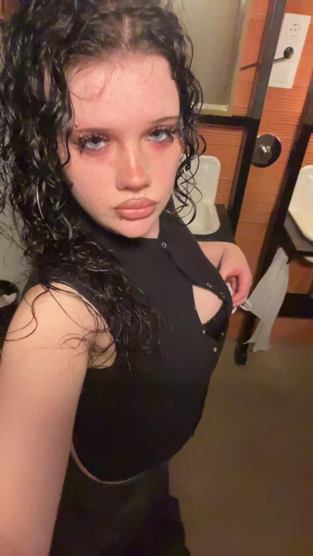 @๐ง๐ง
