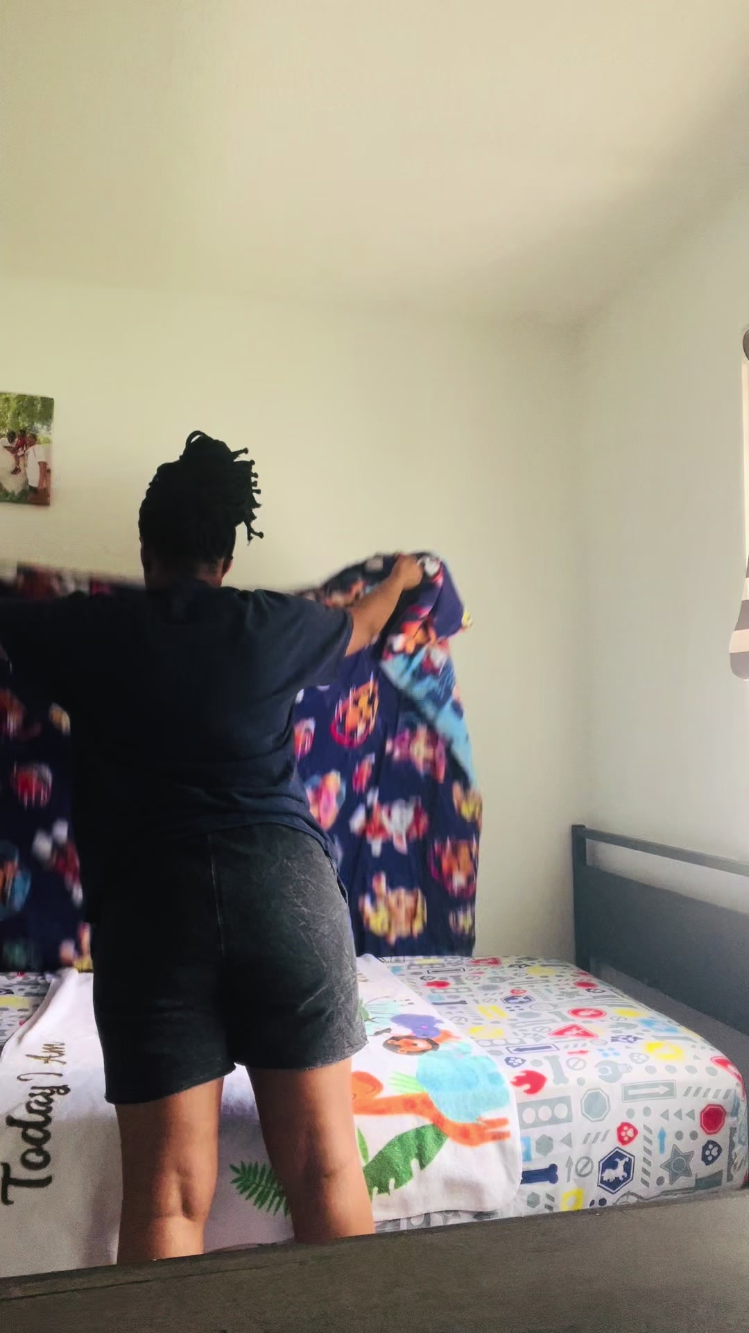 @utwJULIE