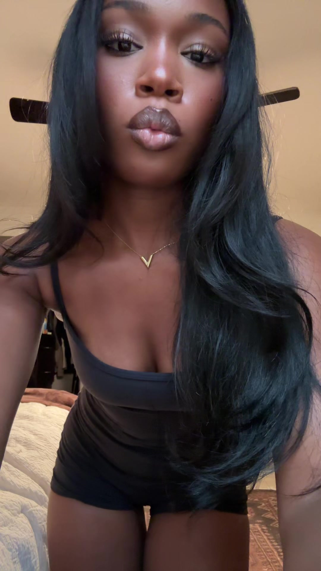 @shaniya