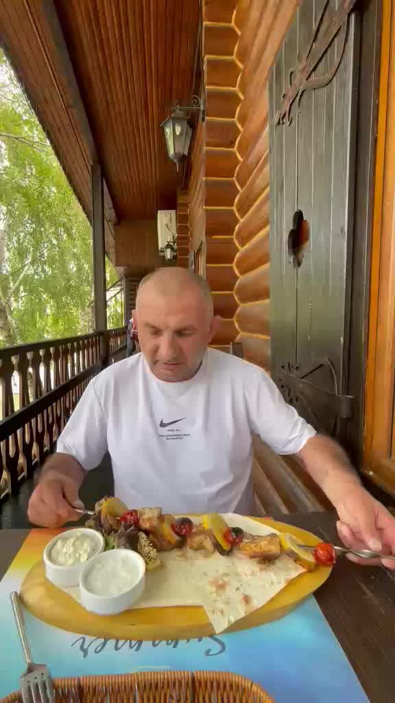 @Саша ( Метр )
