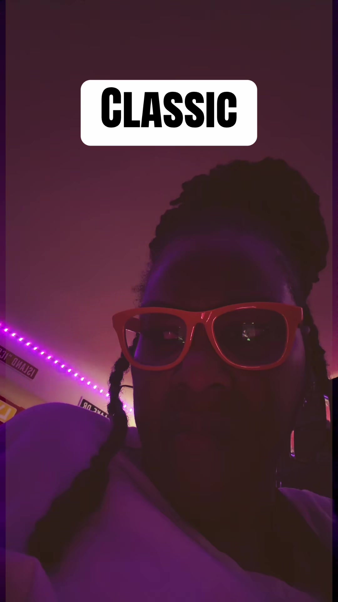 @SpookieShay♊️