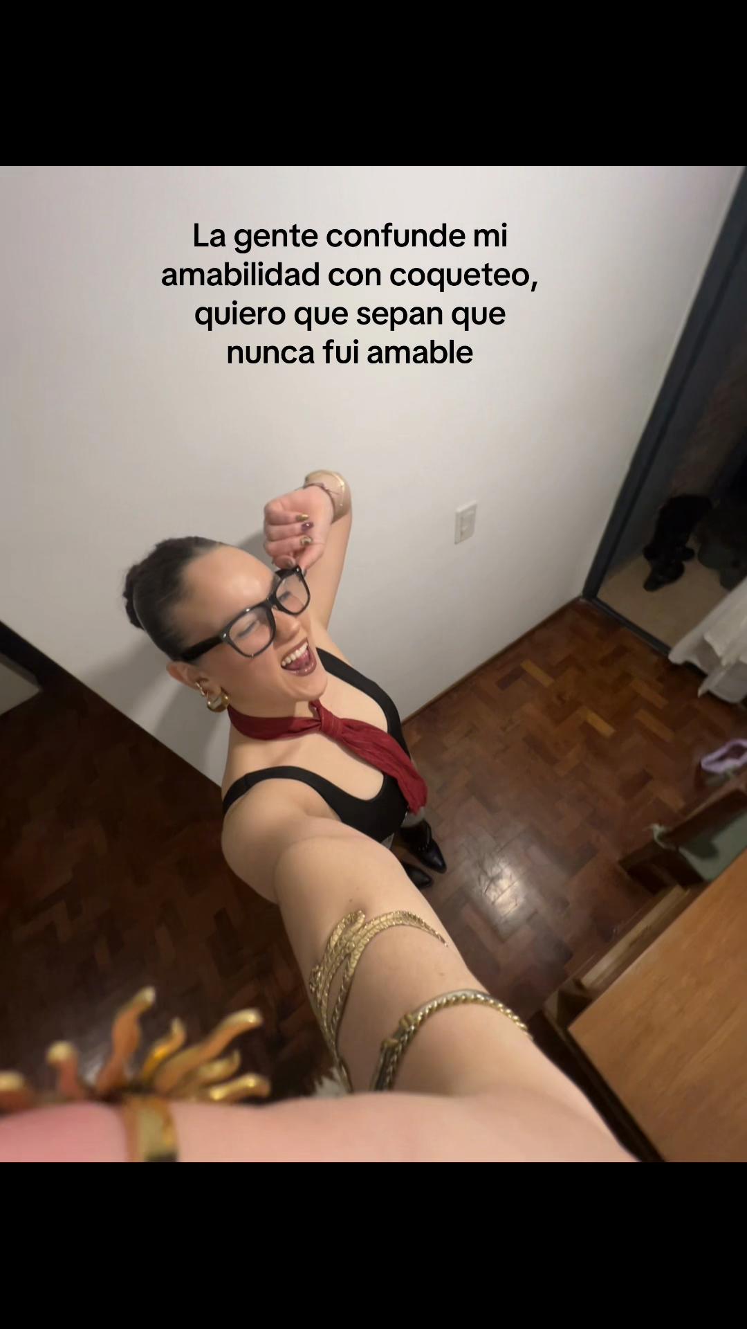 @Micuu_